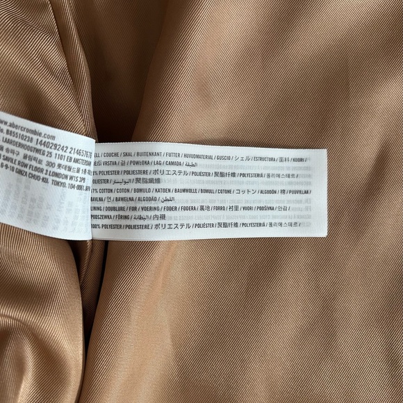 Abercrombie & Fitch Relaxed Short Trench Coat. XL - Picture 9 of 11